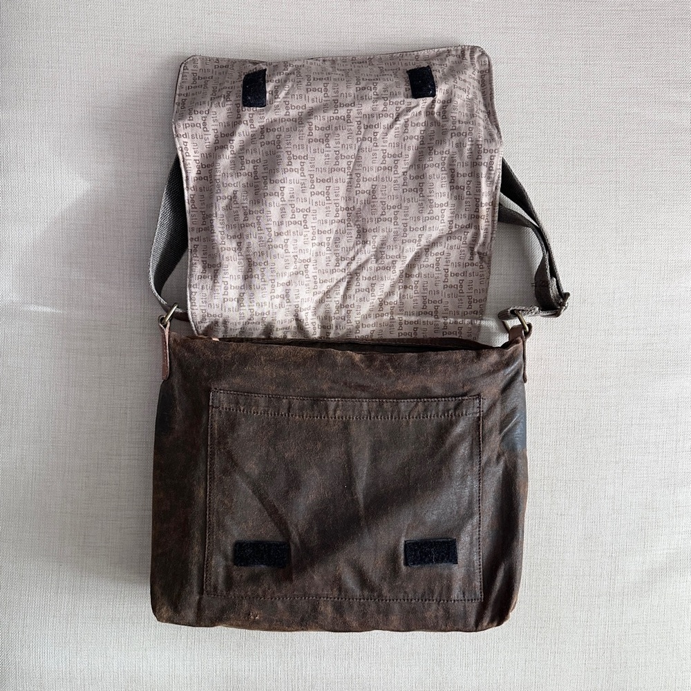Bed Stu Declan Waxed Canvas Messenger Bag - Picture 8 of 13